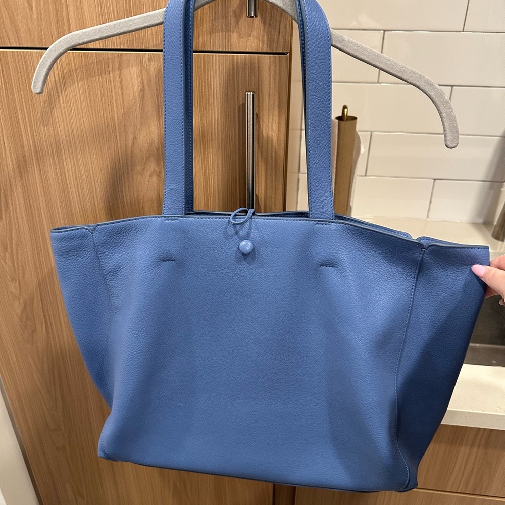 Vera Bradley Classic Blue Tote